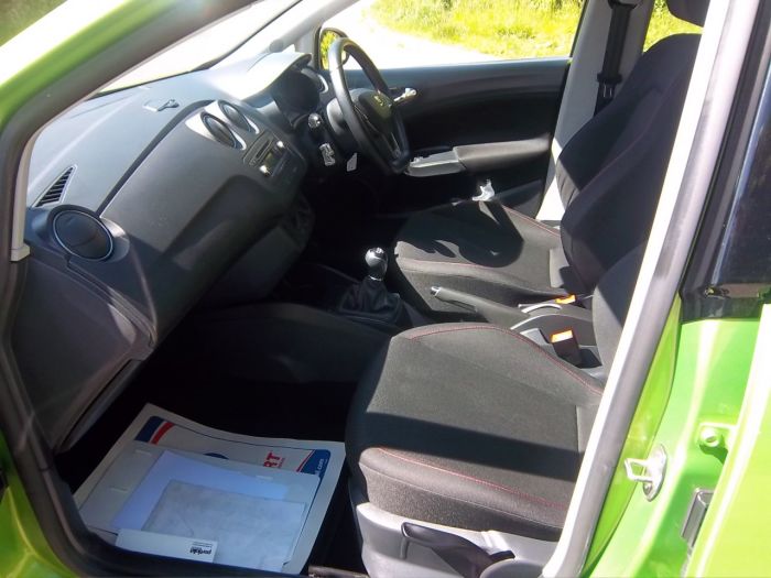 SEAT Ibiza 1.2 TSI FR 5dr Hatchback Petrol Green