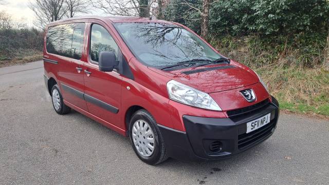 Peugeot Expert Tepee 1.6 HDi L1 Comfort 5dr Wheelchair access disabled MPV Diesel Red